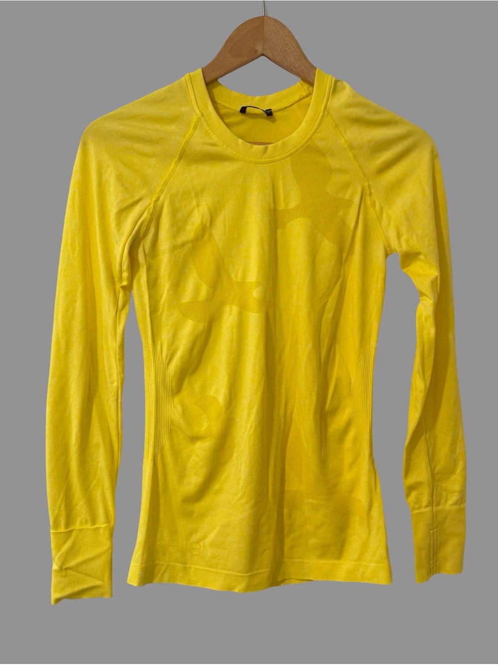 Oiselle Yellow Birds Print Long Sleeve Crew Neck Base Layer S